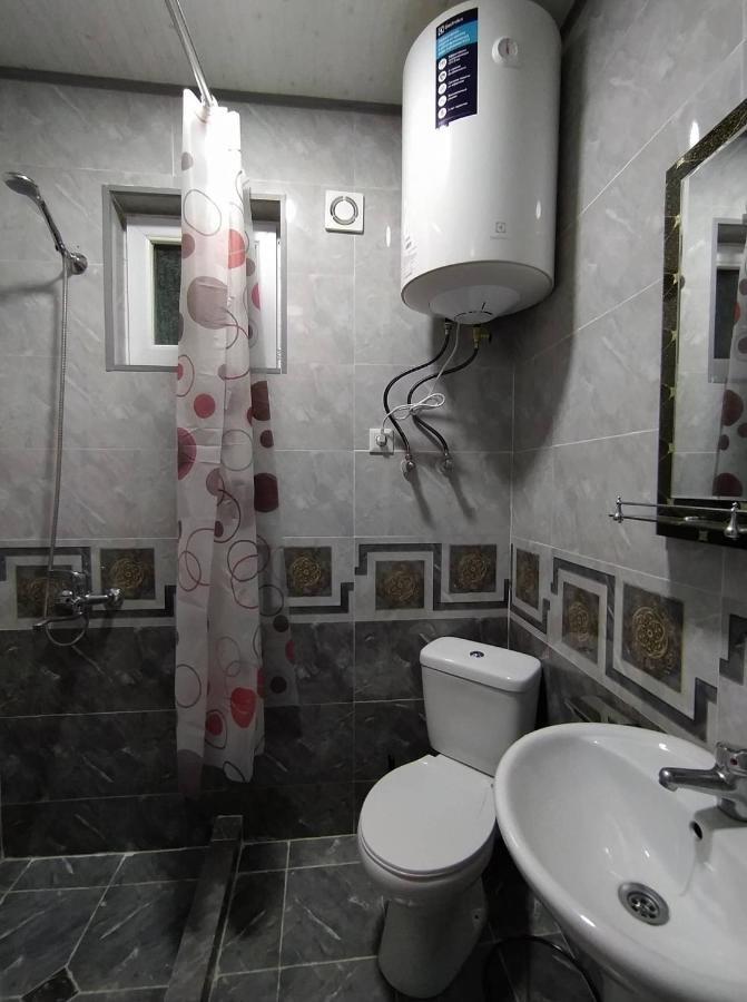 Tetne Qor Guesthouse Mestia Buitenkant foto