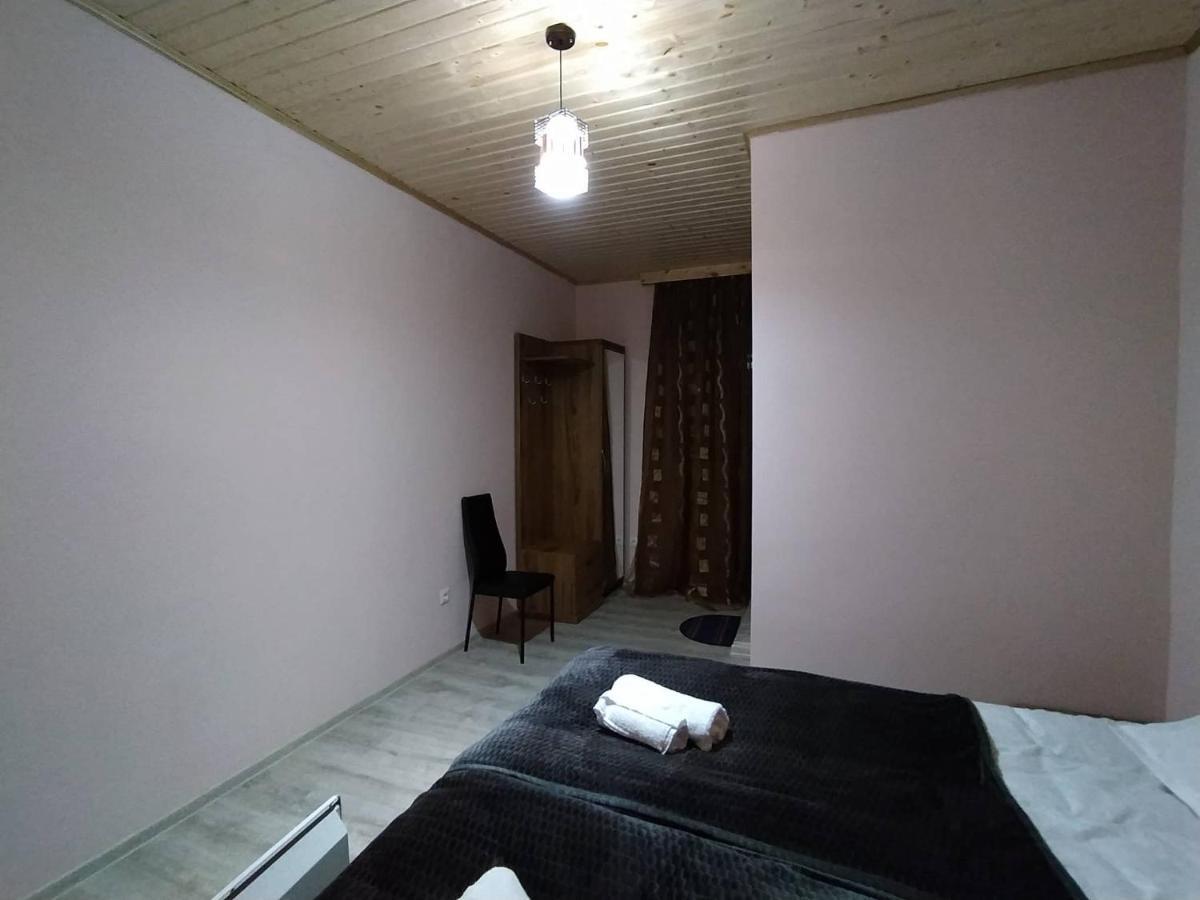 Tetne Qor Guesthouse Mestia Buitenkant foto